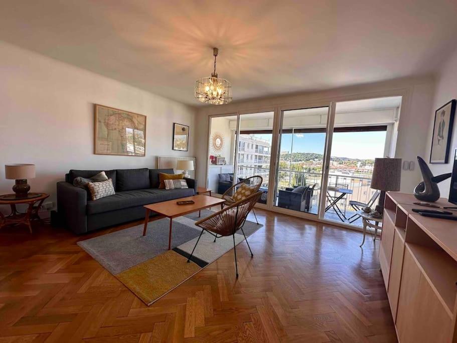 Cyrille Besset - Charmant T2 Avec Balcon Cagnes-sur-Mer Bagian luar foto