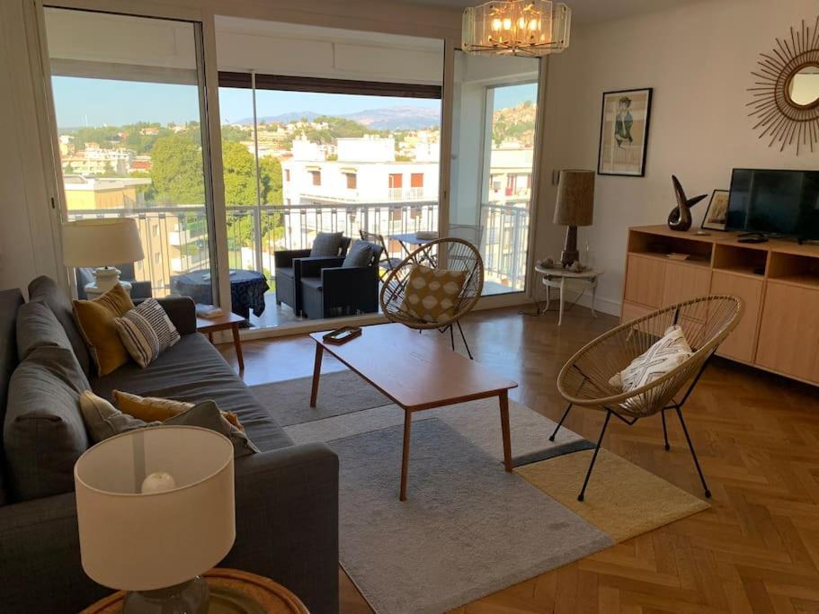 Cyrille Besset - Charmant T2 Avec Balcon Cagnes-sur-Mer Bagian luar foto